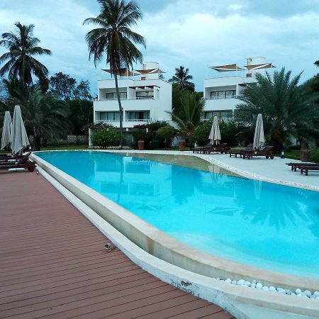 Villa Kalista Luxury Villas Diani Beach Εξωτερικό φωτογραφία